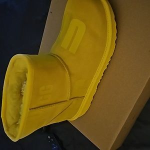 Brand new Ugg boots